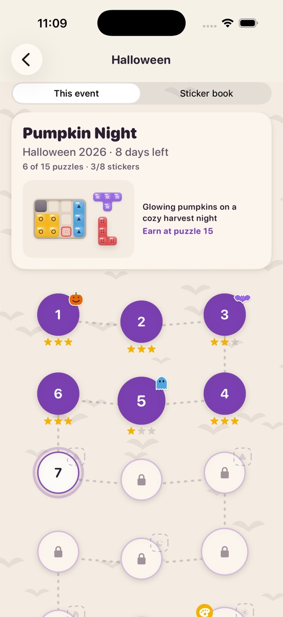 The Halloween event: a track of numbered puzzles with stars, and a theme to earn at puzzle 15.